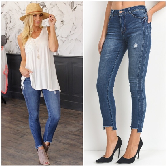 Denim - ✨LAST✨Double Side Seamed Uneven Hem Ankle Jeans